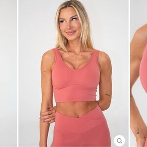 Women's Blush Countour Sports Bra